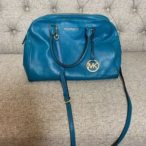 Michael Kors crossover purse